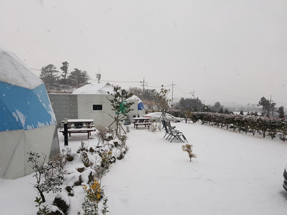 Jeju Starlight Glamping Vila Exterior foto