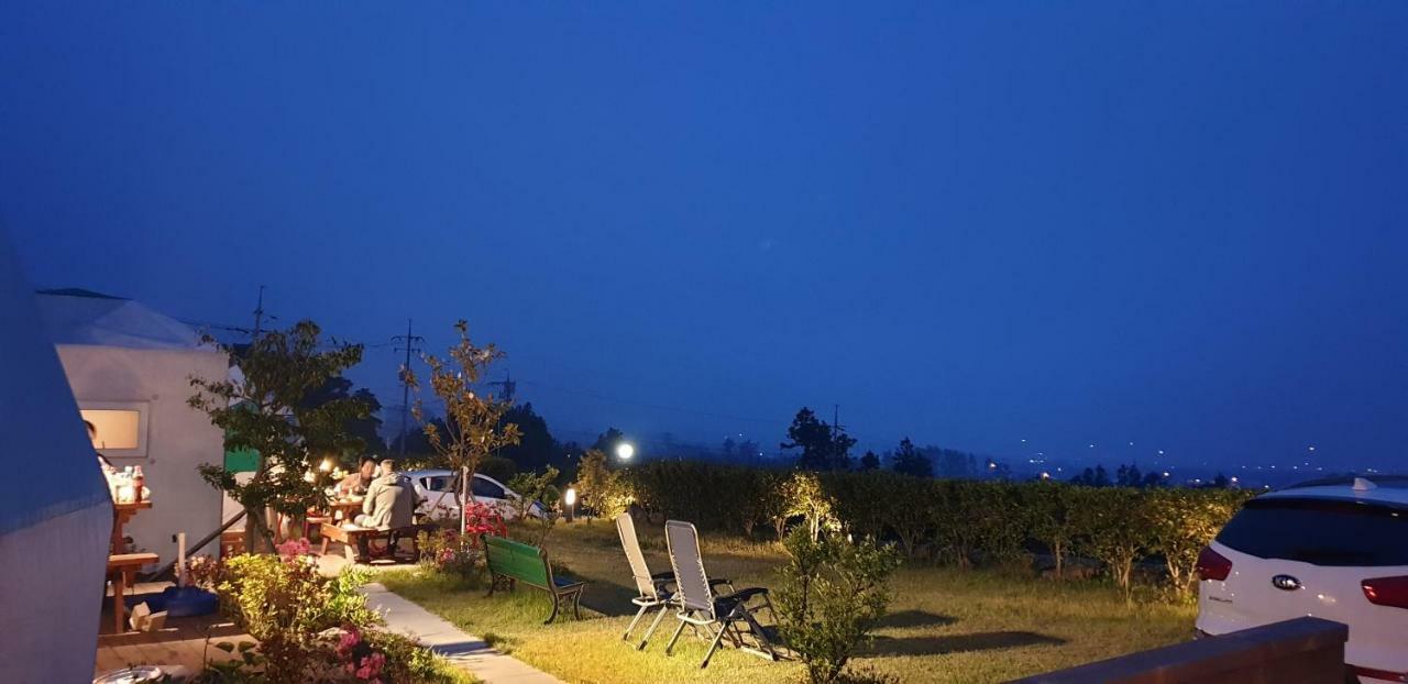 Jeju Starlight Glamping Vila Exterior foto
